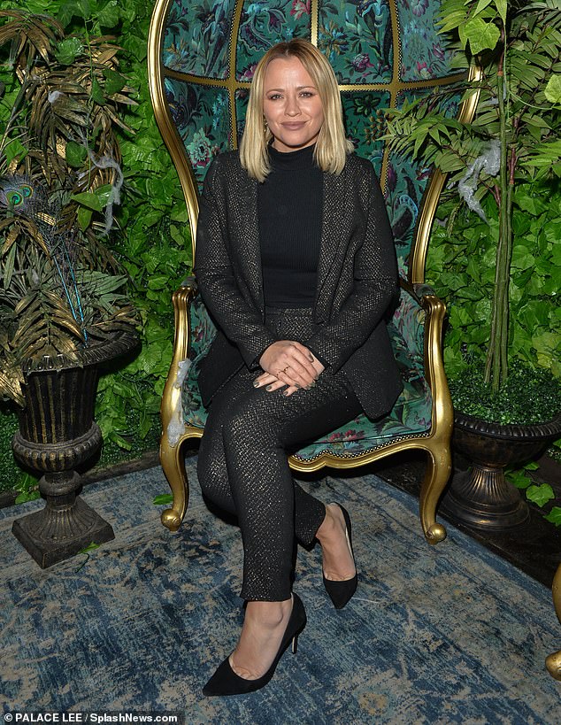 KimberleyWalsh_co_uk-008.jpg KimberleyWalsh_co_uk-008.jpg