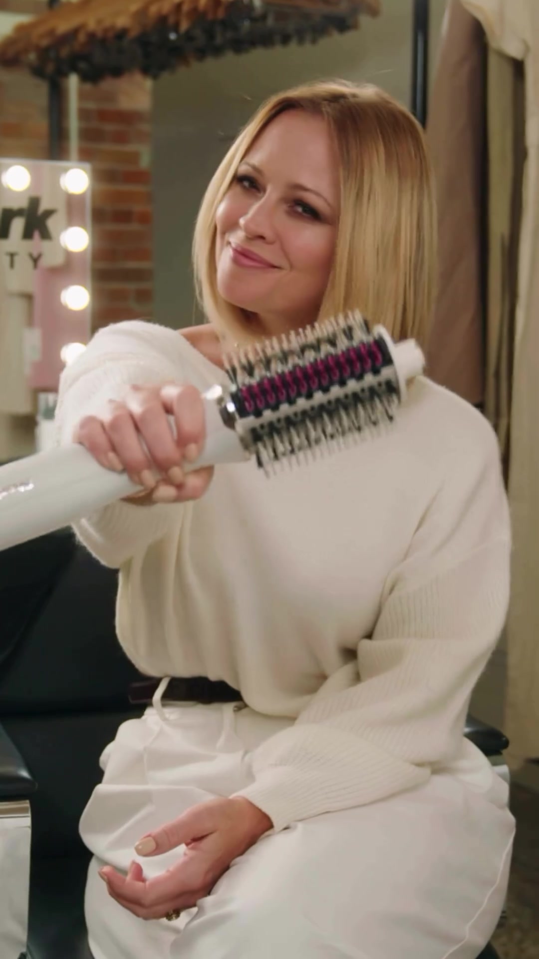 GalleryAloud-080.jpg GalleryAloud-080.jpg